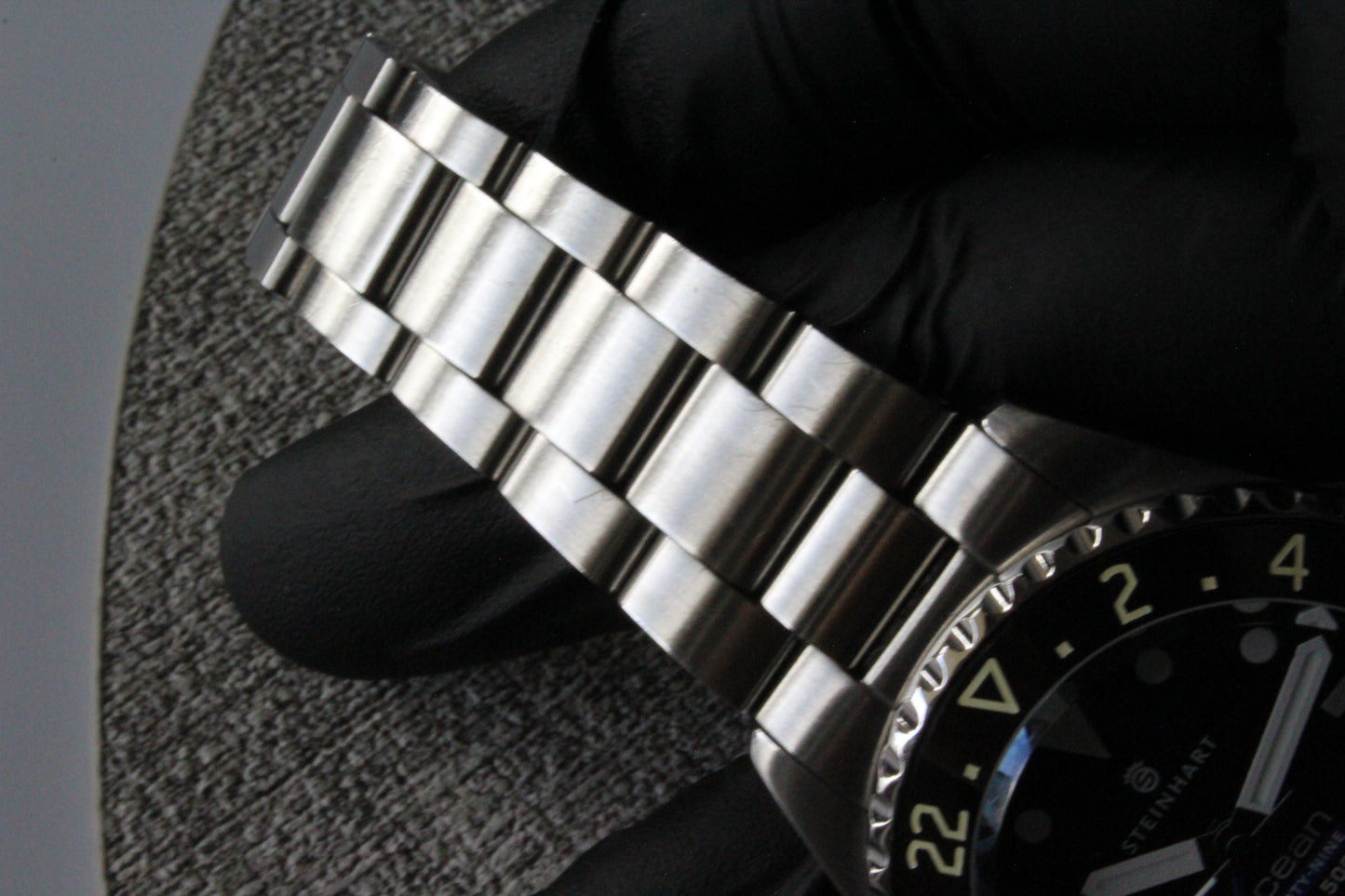 Steinhart Ocean 39 GMT Premium 500