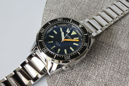 Squale 1521 Militaire Taucheruhr am Stahlband