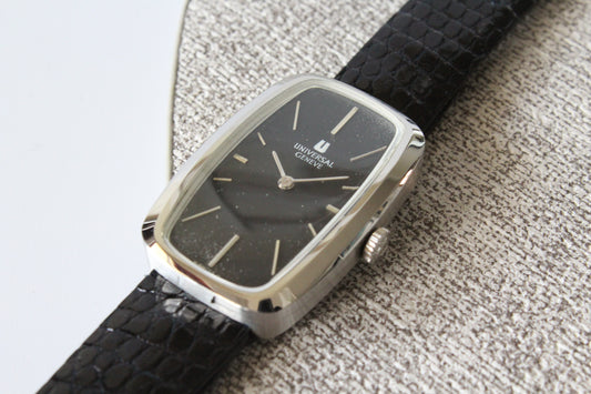 Universal Geneve Vintage Dresswatch schwarz