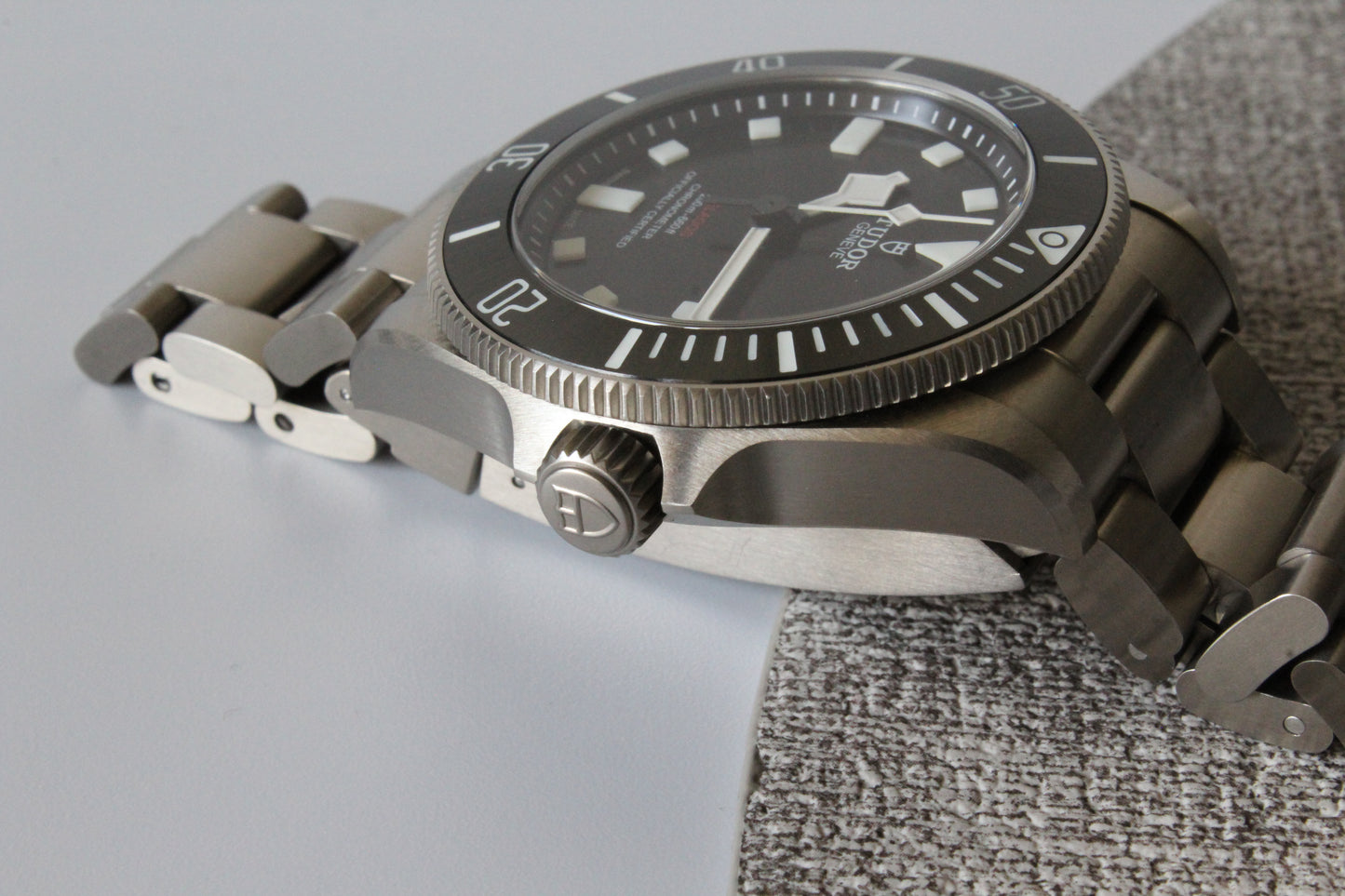 Tudor Pelagos 39 Taucheruhr Titan