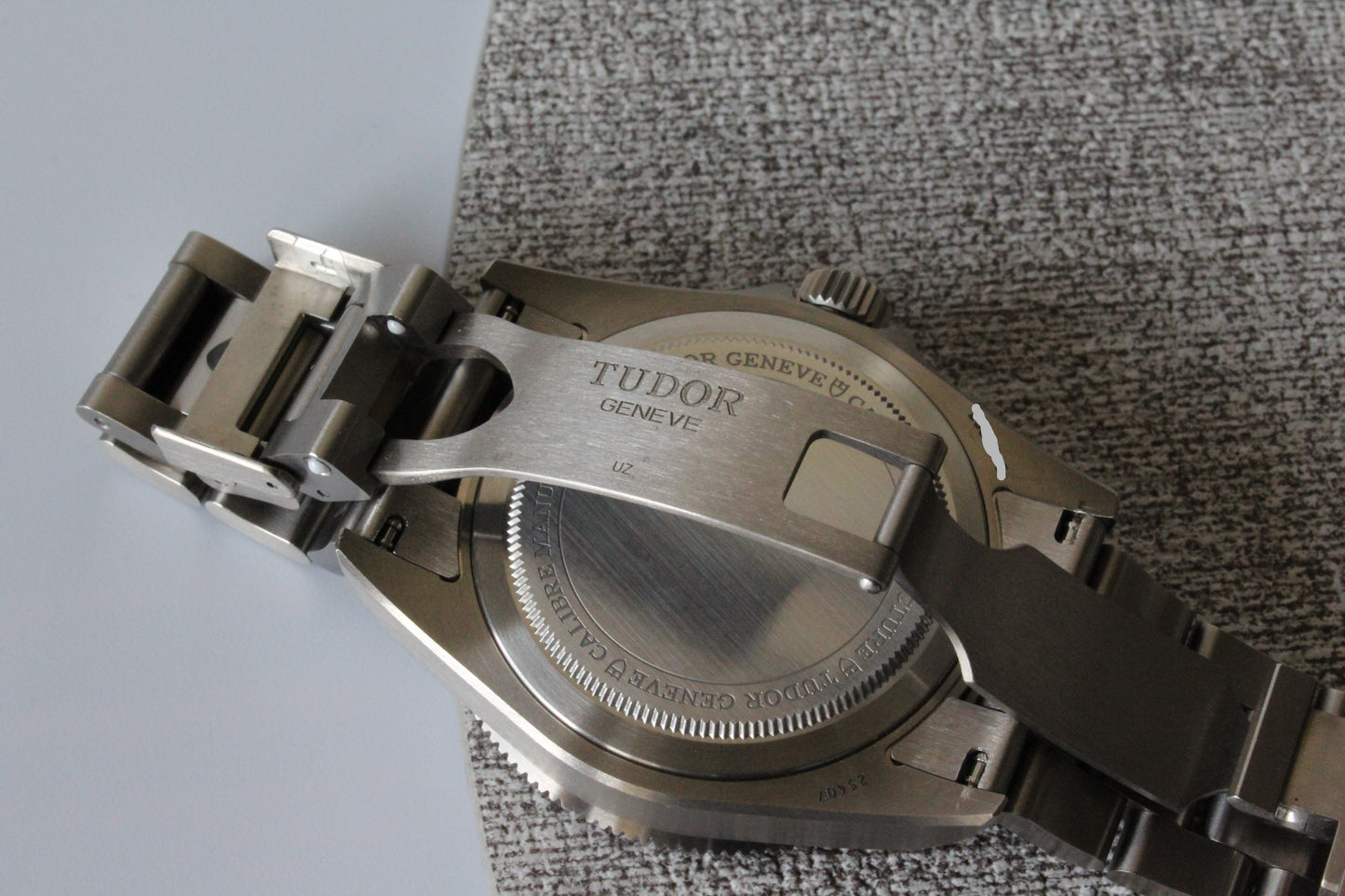 Tudor Pelagos 39 Taucheruhr Titan