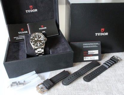 Tudor Pelagos 39 Taucheruhr Titan